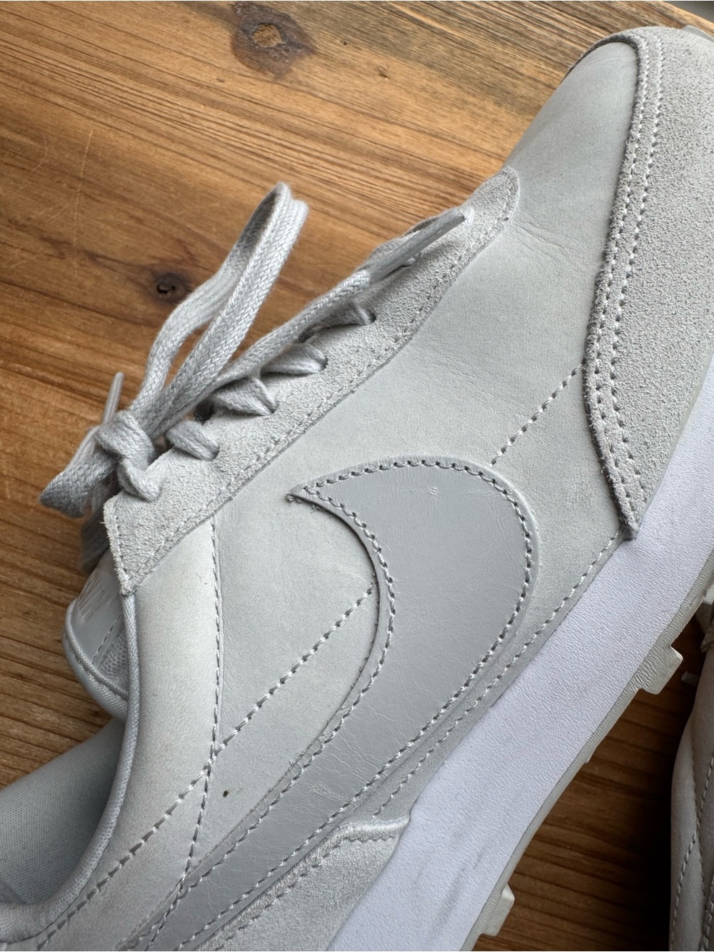 NIKE Daybreak Women’s Photon Dust Sneakers 8 - Picture 8 of 11